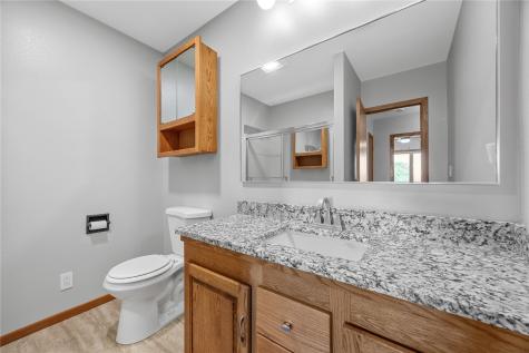150 W Cemetery Road Fairfax IA 52228