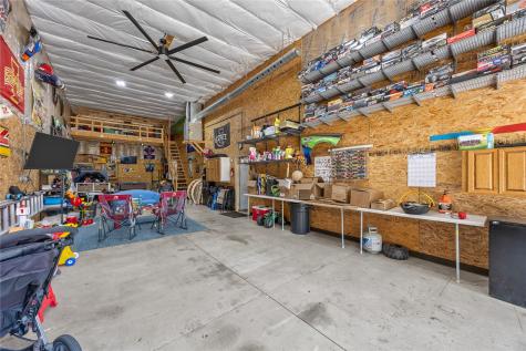 150 W Cemetery Road Fairfax IA 52228