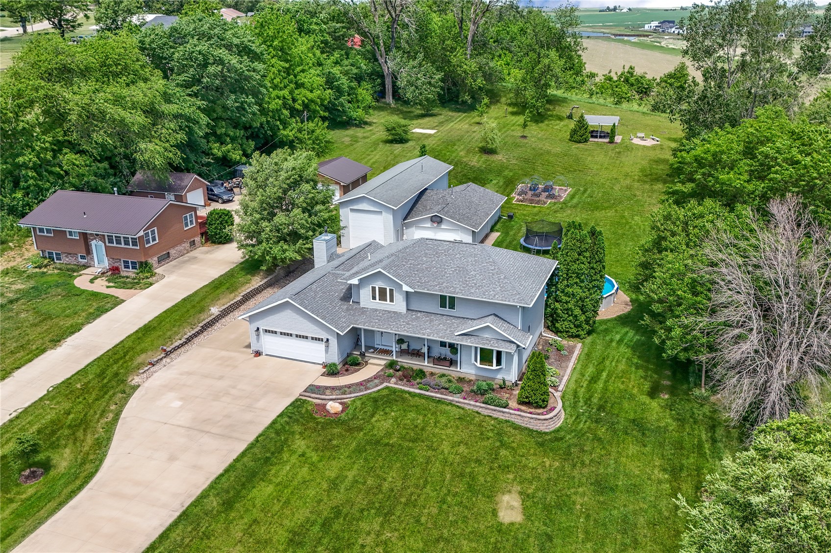 150 W Cemetery Road Fairfax IA 52228