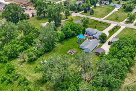 150 W Cemetery Road Fairfax IA 52228