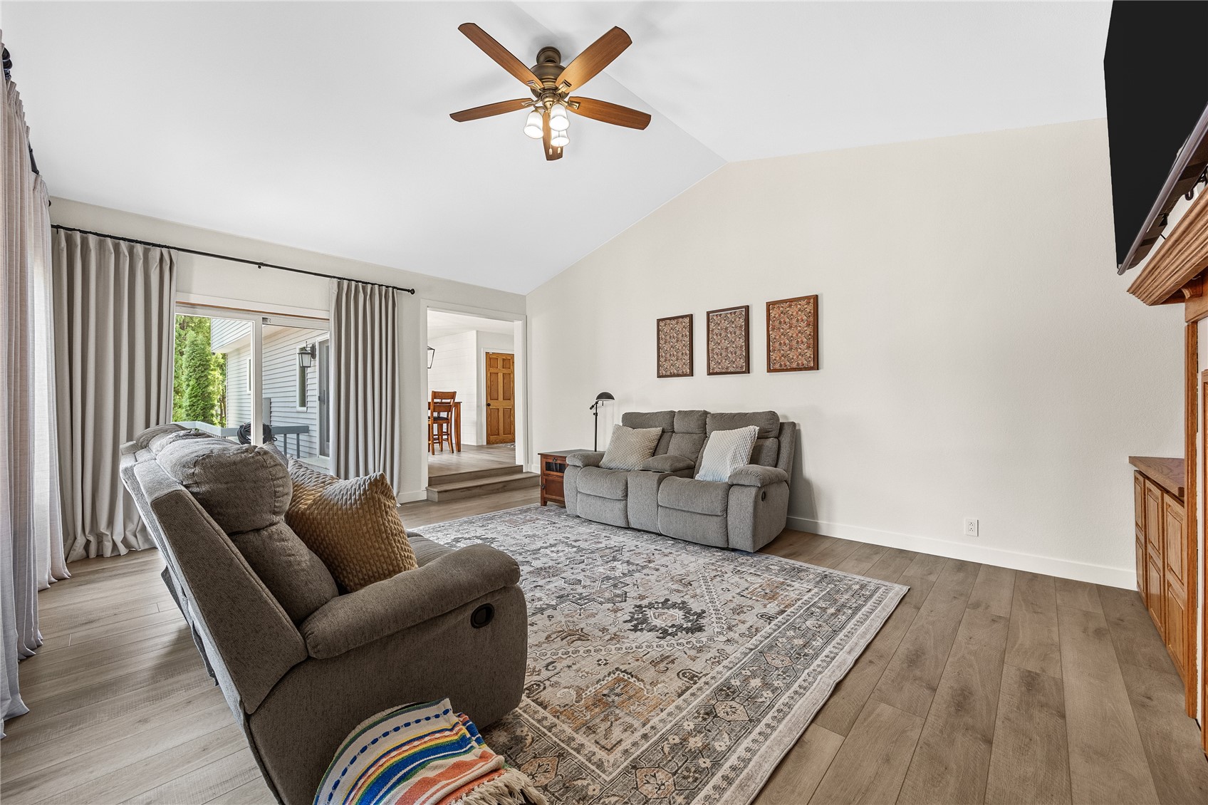150 W Cemetery Road Fairfax IA 52228