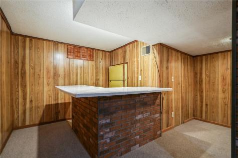 1000 29th Street NE Cedar Rapids IA 52402
