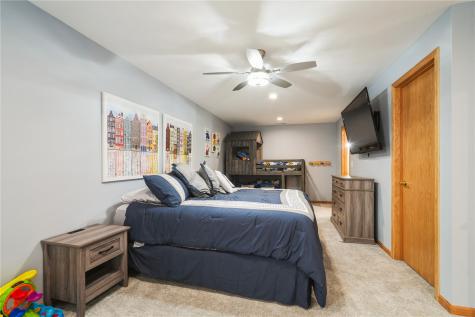 2870 Hunters Ridge Road Marion IA 52302