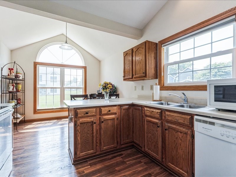 4625 Westchester Drive NE #D Cedar Rapids IA 52402