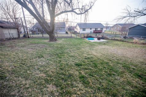 456 Mayberry Drive NW Cedar Rapids IA 52405