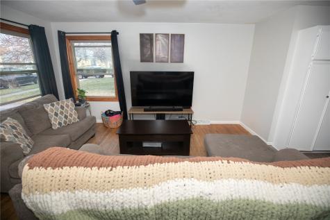 456 Mayberry Drive NW Cedar Rapids IA 52405