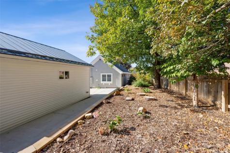 360 30th Street Cedar Rapids IA 52403