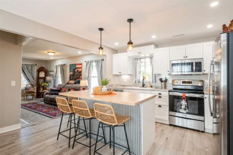 360 30th Street Cedar Rapids IA 52403