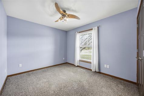 4127 Forest View NE Cedar Rapids IA 52411