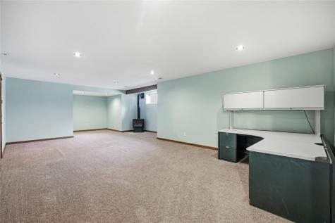 4127 Forest View NE Cedar Rapids IA 52411
