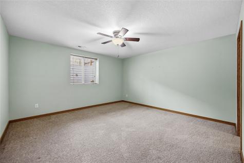 4127 Forest View NE Cedar Rapids IA 52411