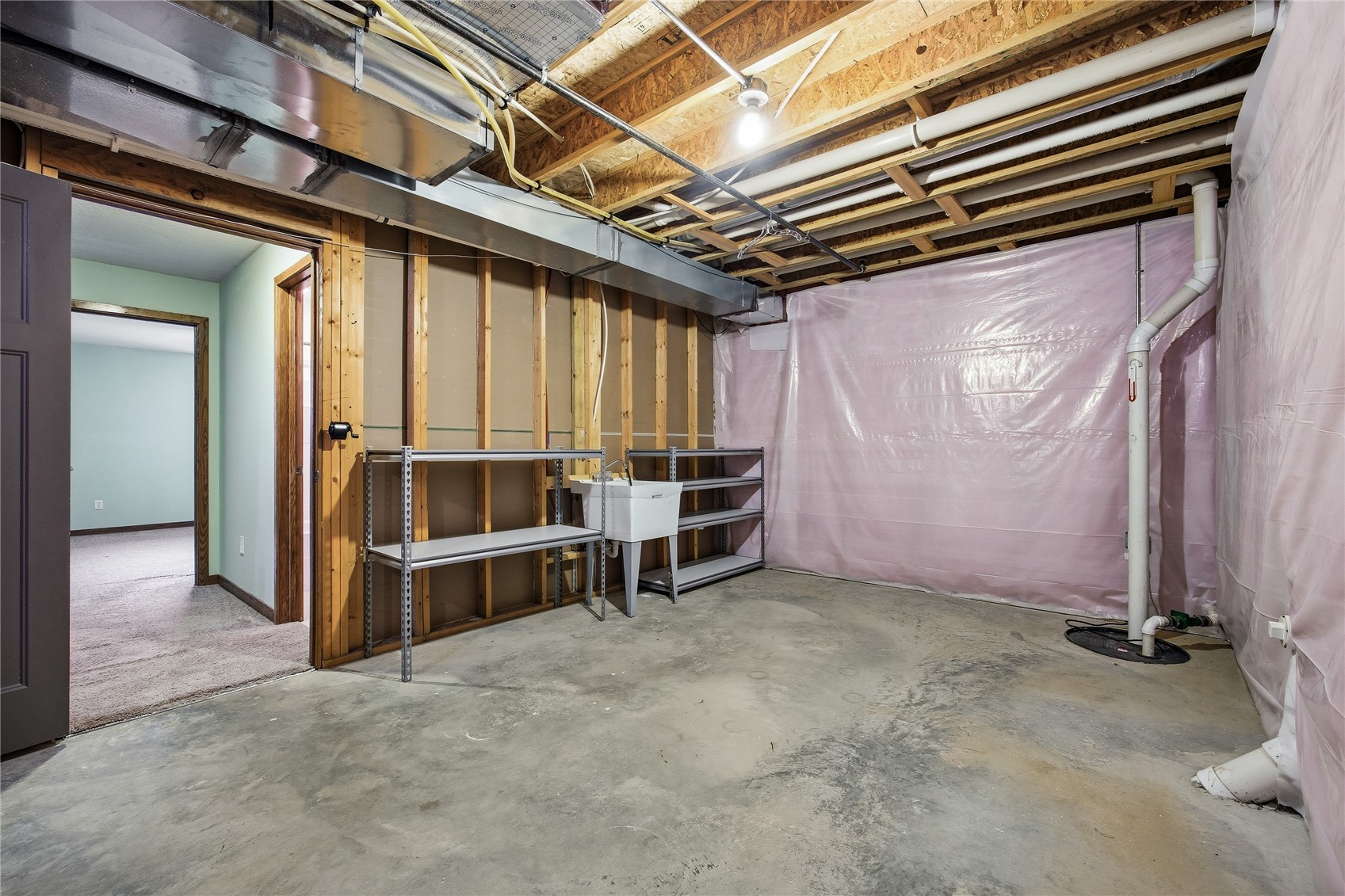 4127 Forest View NE Cedar Rapids IA 52411