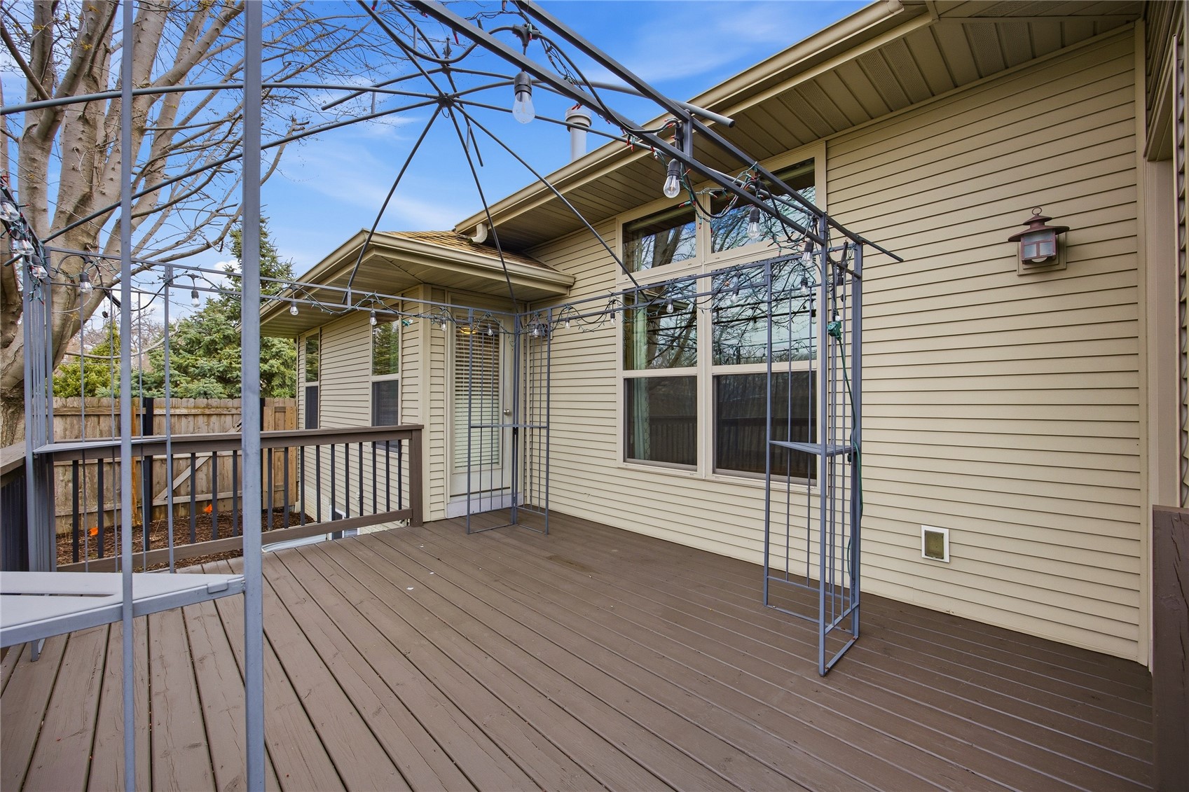 4127 Forest View NE Cedar Rapids IA 52411
