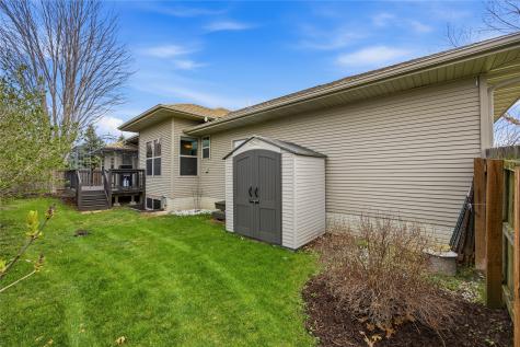 4127 Forest View NE Cedar Rapids IA 52411