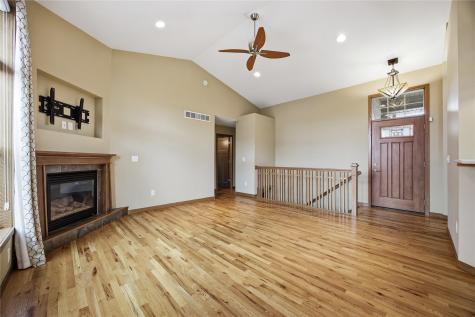 4127 Forest View NE Cedar Rapids IA 52411