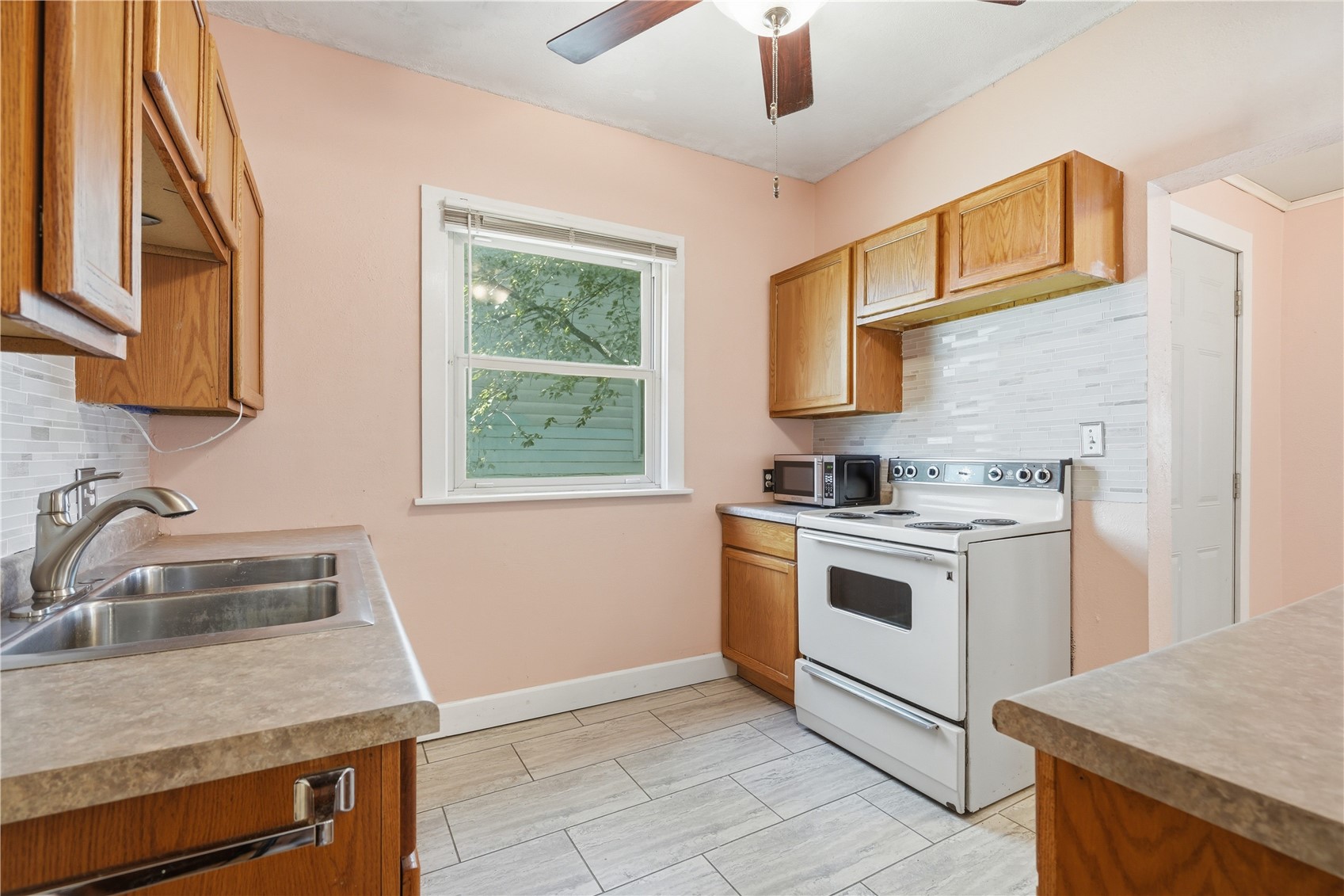 1116 A Avenue NW Cedar Rapids IA 52405