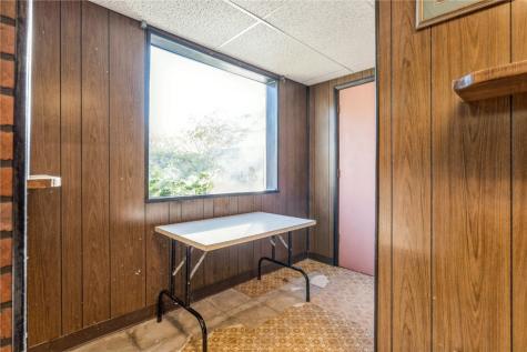 148 33rd Avenue SW Cedar Rapids IA 52404
