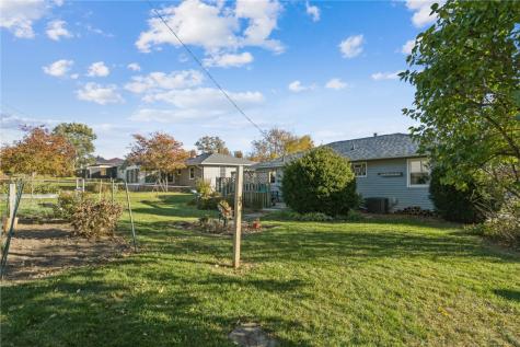 148 33rd Avenue SW Cedar Rapids IA 52404