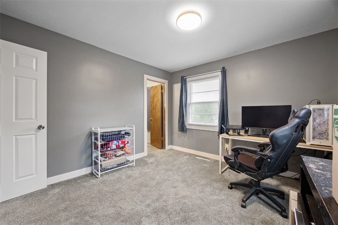 251 Boice Road NW Cedar Rapids IA 52405