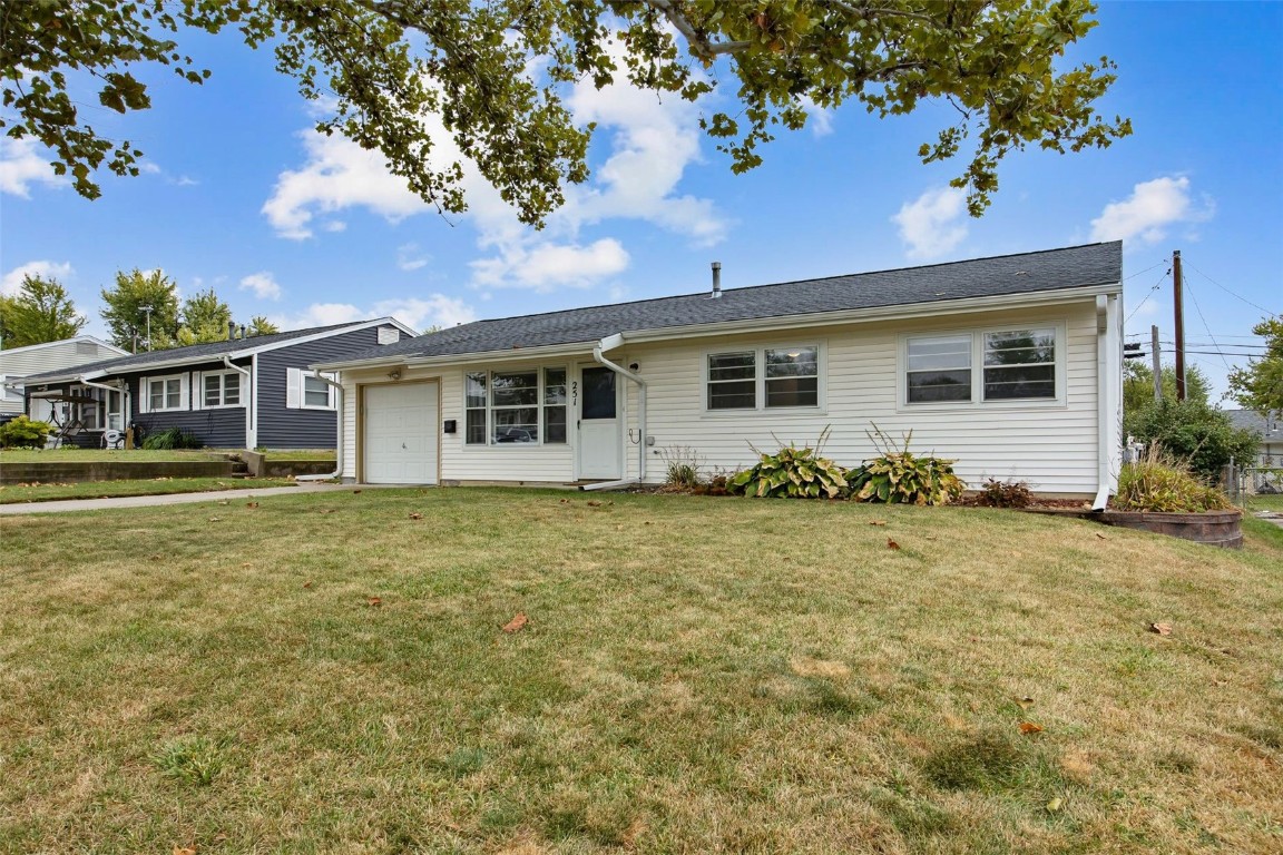 251 Boice Road NW Cedar Rapids IA 52405