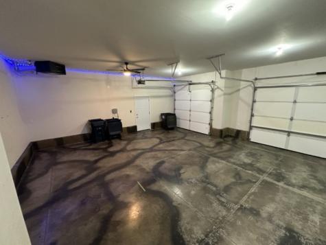 4595 Meadow Creek Drive Palo IA 52324