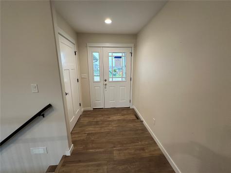 4595 Meadow Creek Drive Palo IA 52324