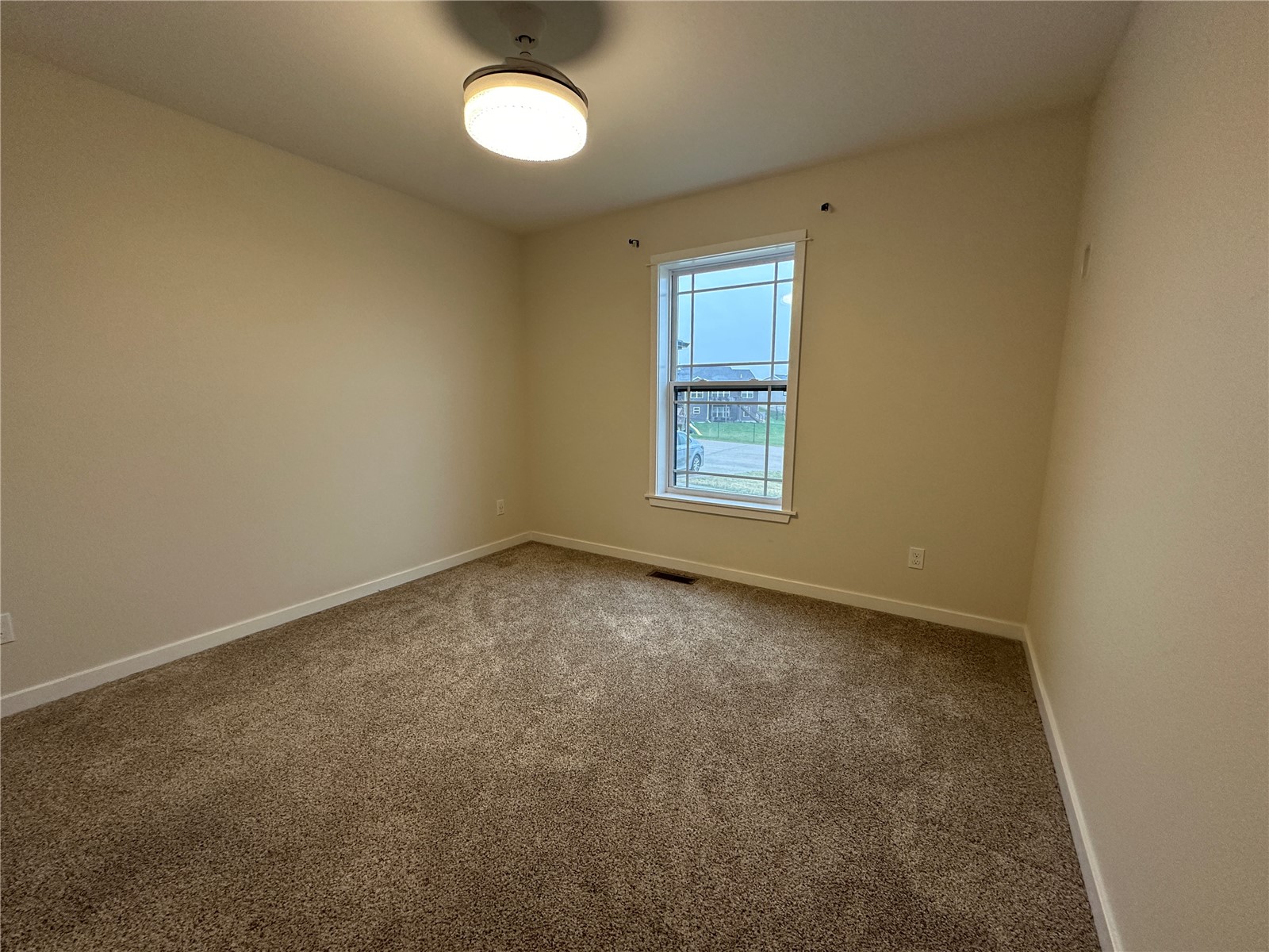 4595 Meadow Creek Drive Palo IA 52324