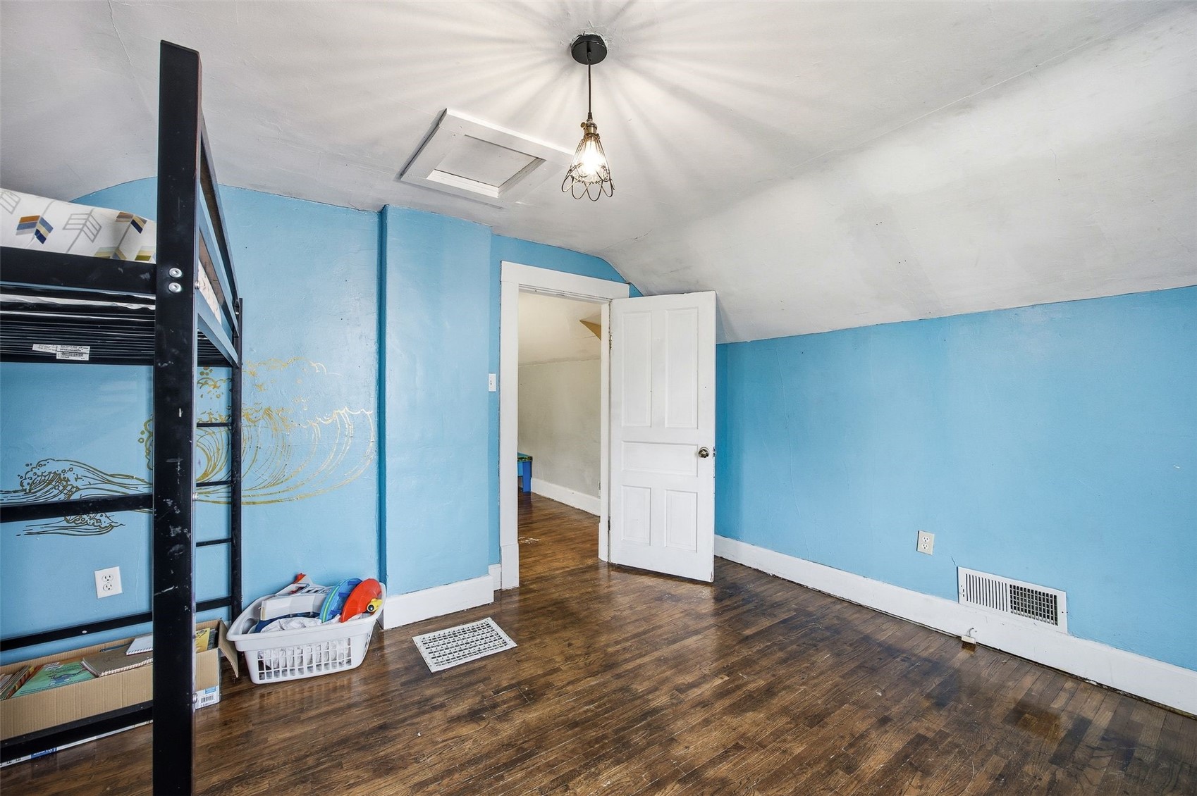 126 C Avenue Kalona IA 52247
