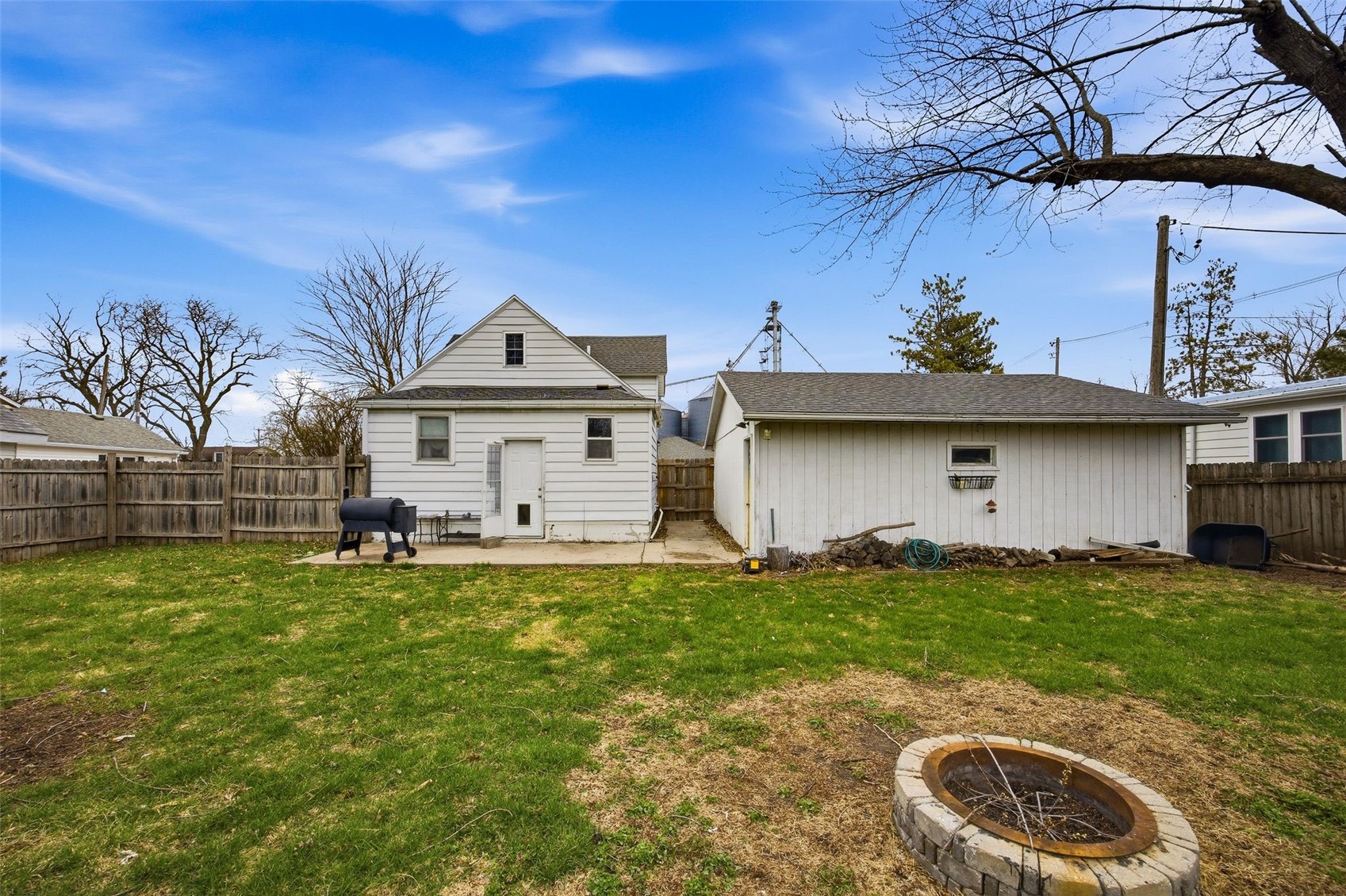 126 C Avenue Kalona IA 52247