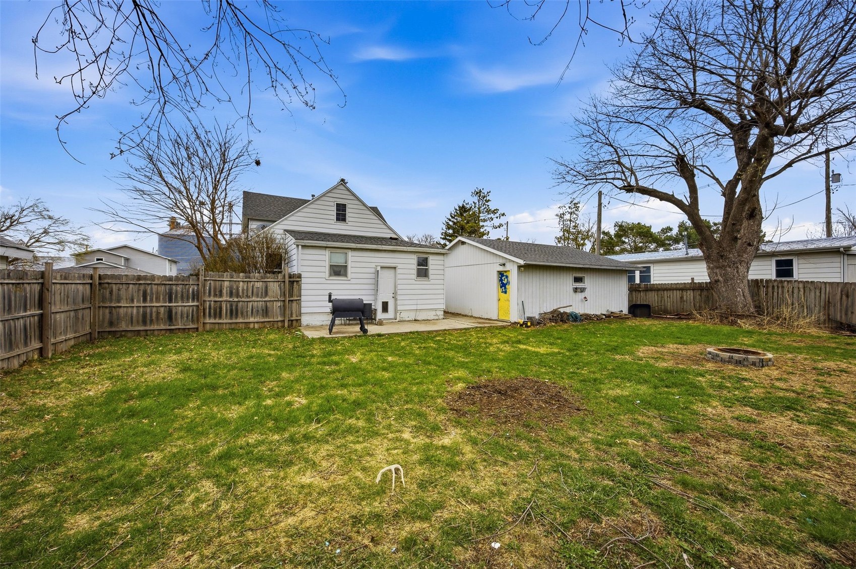 126 C Avenue Kalona IA 52247