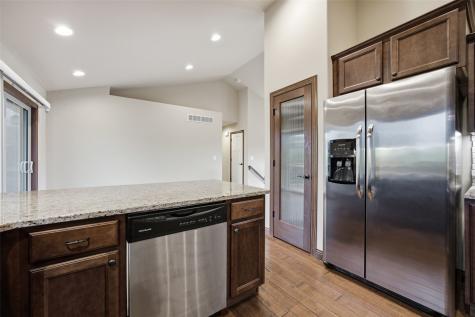 513 Bainberry Street Tiffin IA 52340