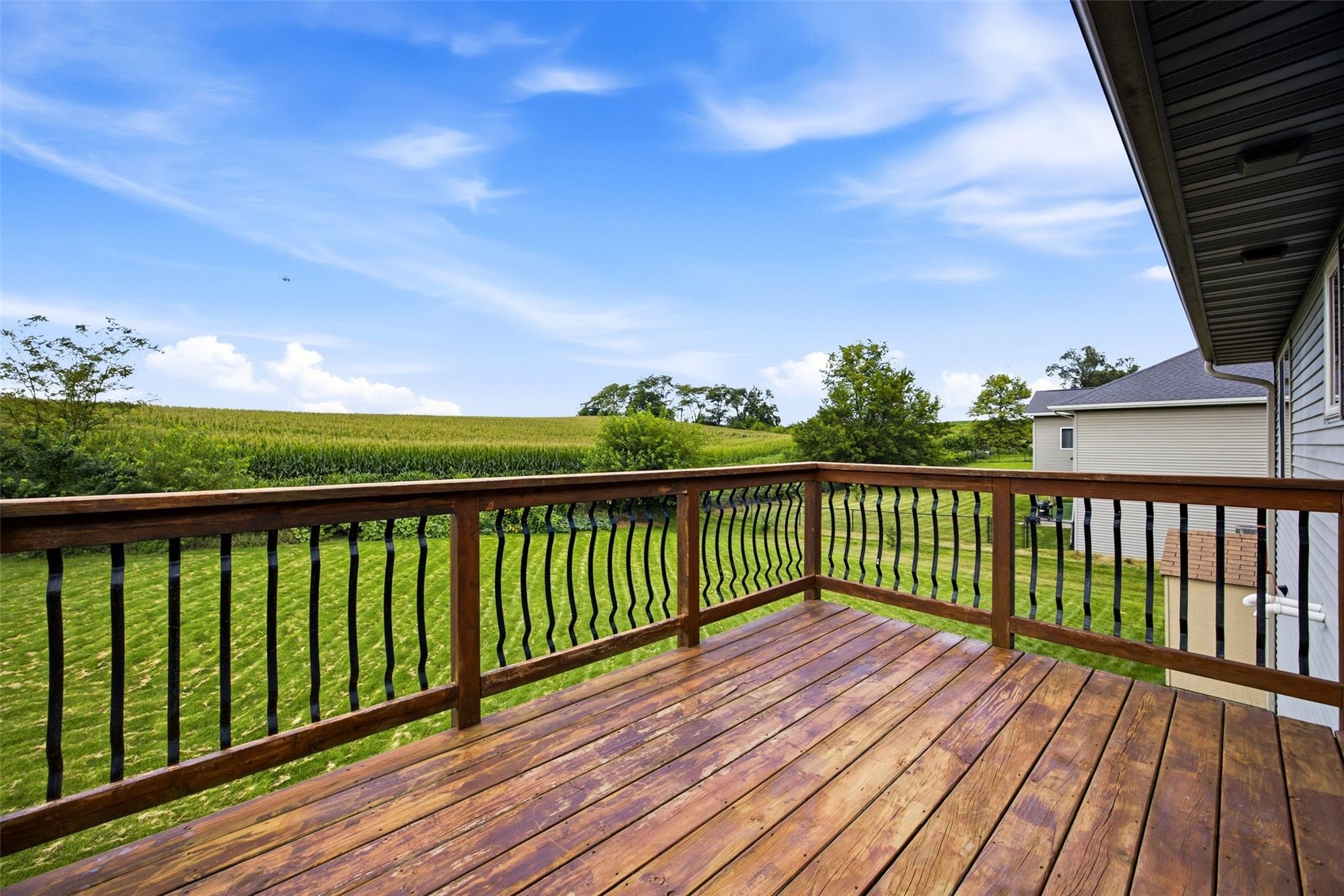 513 Bainberry Street Tiffin IA 52340