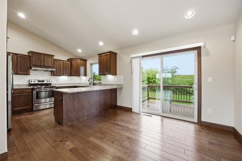 513 Bainberry Street Tiffin IA 52340