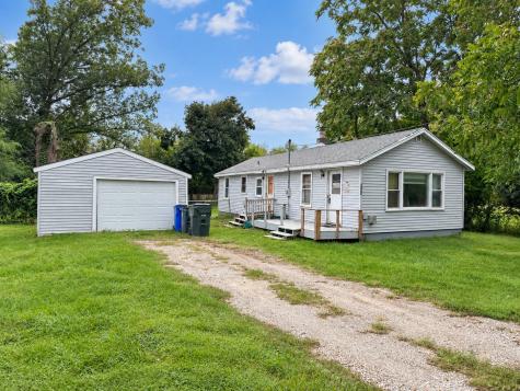 411 30th Street Drive SE Cedar Rapids IA 52403