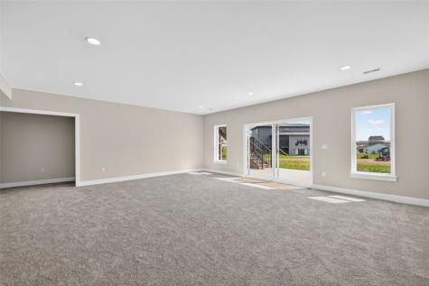 1700 Green Oak Pass Tiffin IA 52340