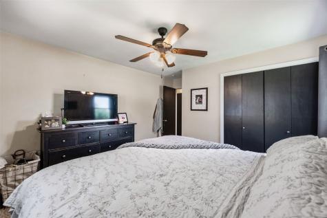 209 N Walnut Street Winfield IA 52659