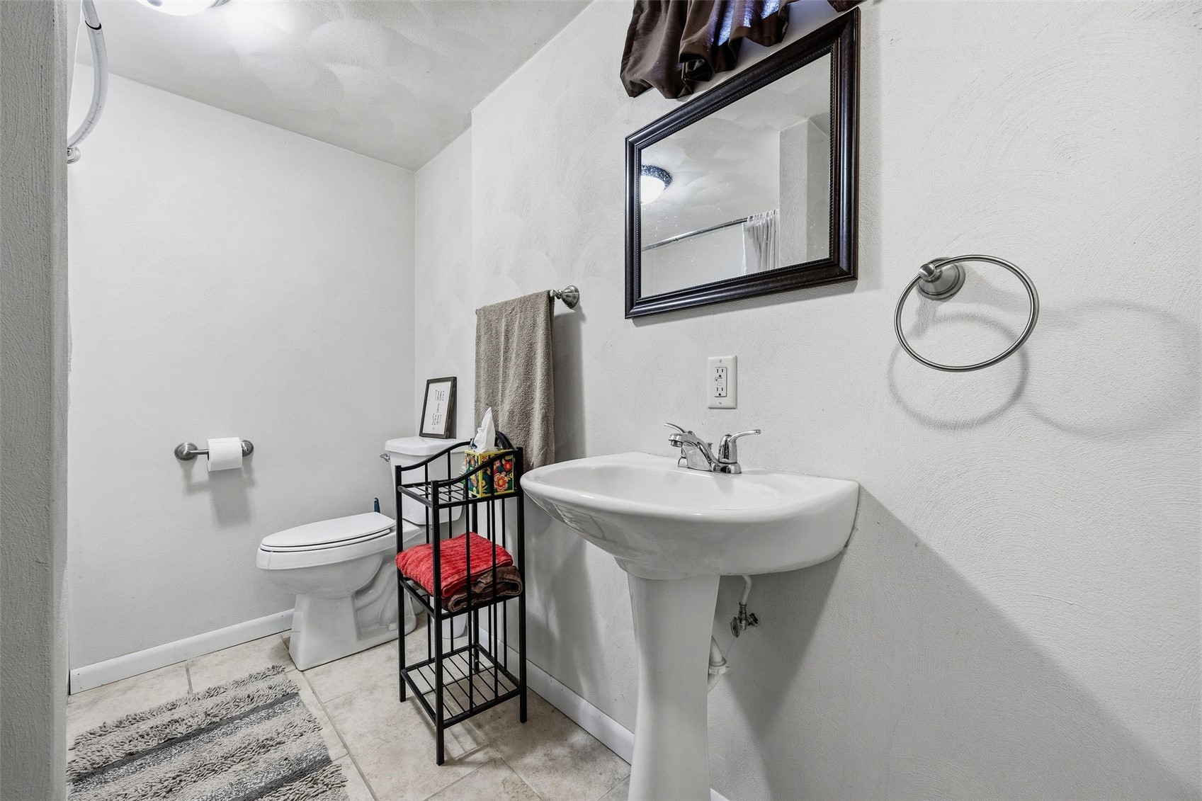 209 N Walnut Street Winfield IA 52659