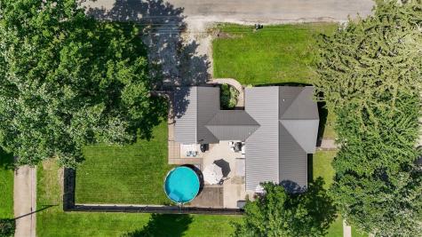 209 N Walnut Street Winfield IA 52659