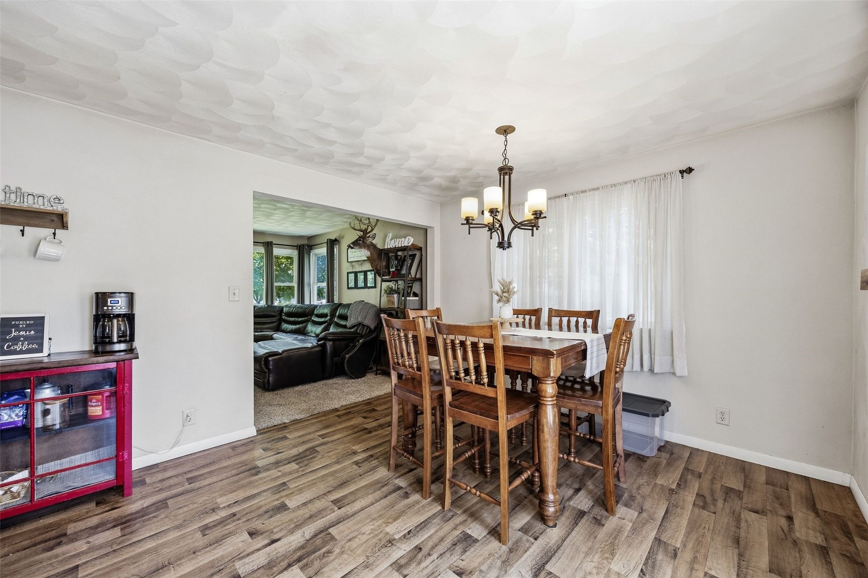 209 N Walnut Street Winfield IA 52659