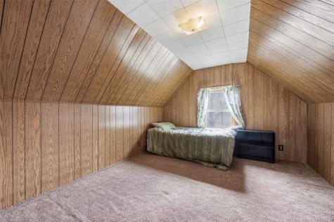 136 Clara Avenue Manchester IA 52057