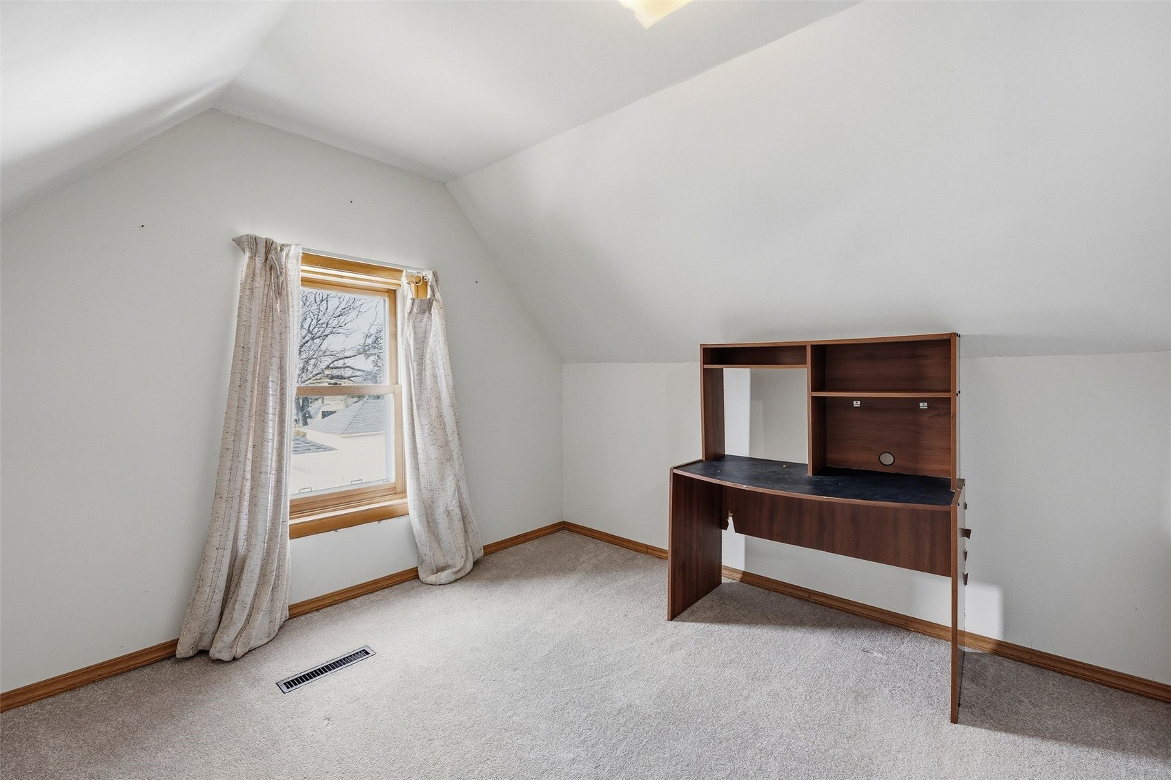 136 Clara Avenue Manchester IA 52057
