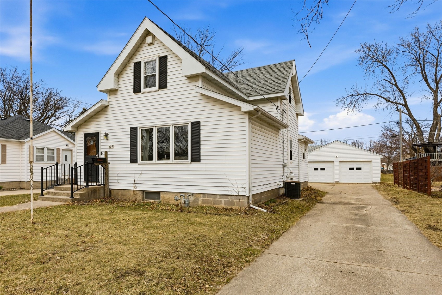 136 Clara Avenue Manchester IA 52057