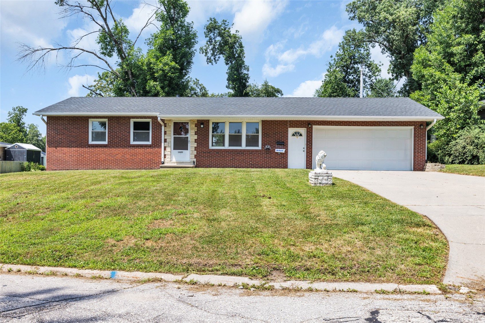 Cedar Rapids IA, 1449 25TH Street SE