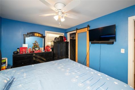 4609 Pineview Drive NE Cedar Rapids IA 52402
