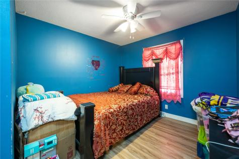 4609 Pineview Drive NE Cedar Rapids IA 52402