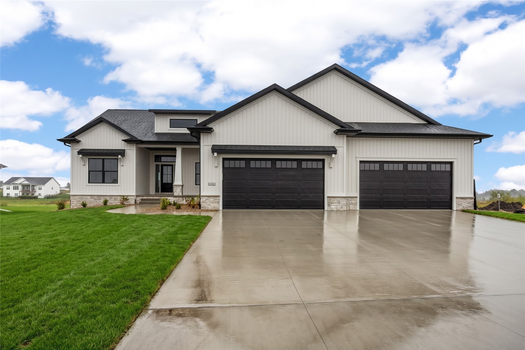 Marion IA, 5327 Silver Ridge Road