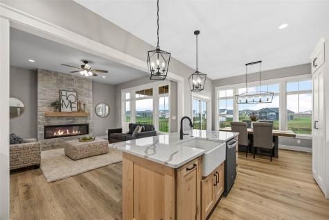 5327 Silver Ridge Marion IA 52302