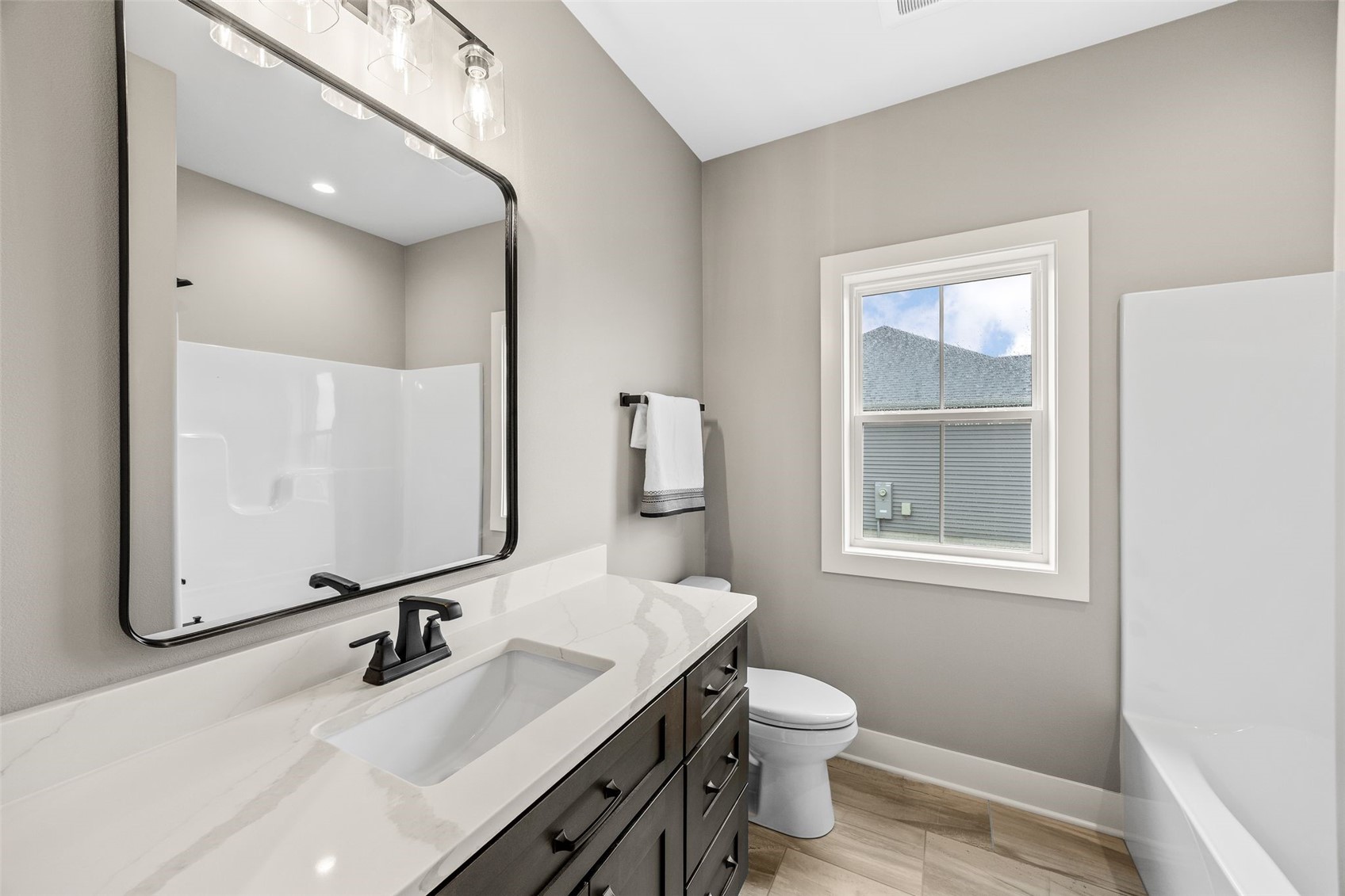 5327 Silver Ridge Marion IA 52302
