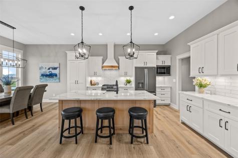5327 Silver Ridge Marion IA 52302