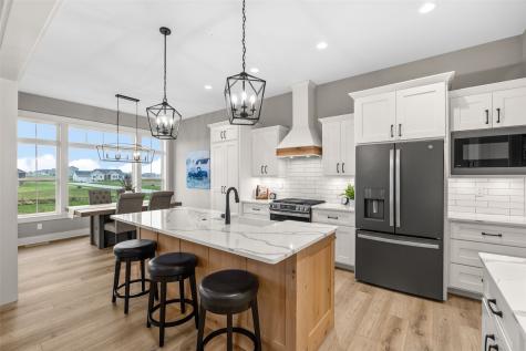 5327 Silver Ridge Marion IA 52302